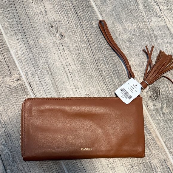 Danier Handbags - NWT Danier Brown Leather Clutch